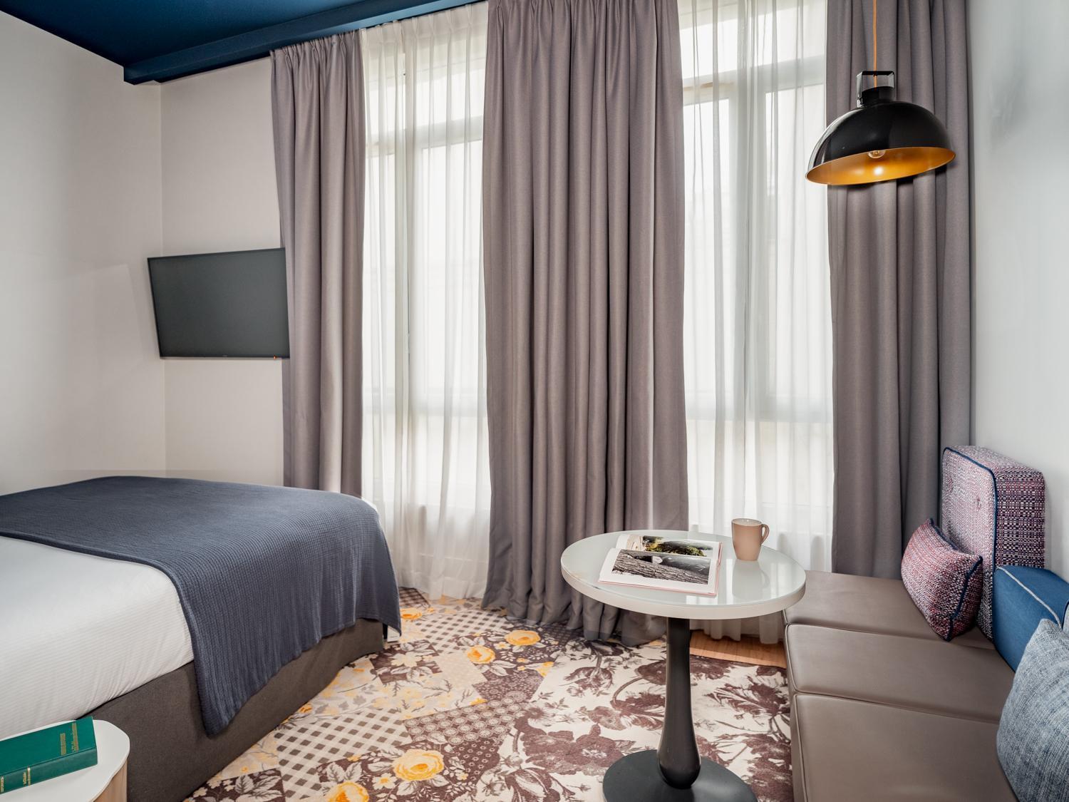 Hotel Belleval Paris Exterior photo